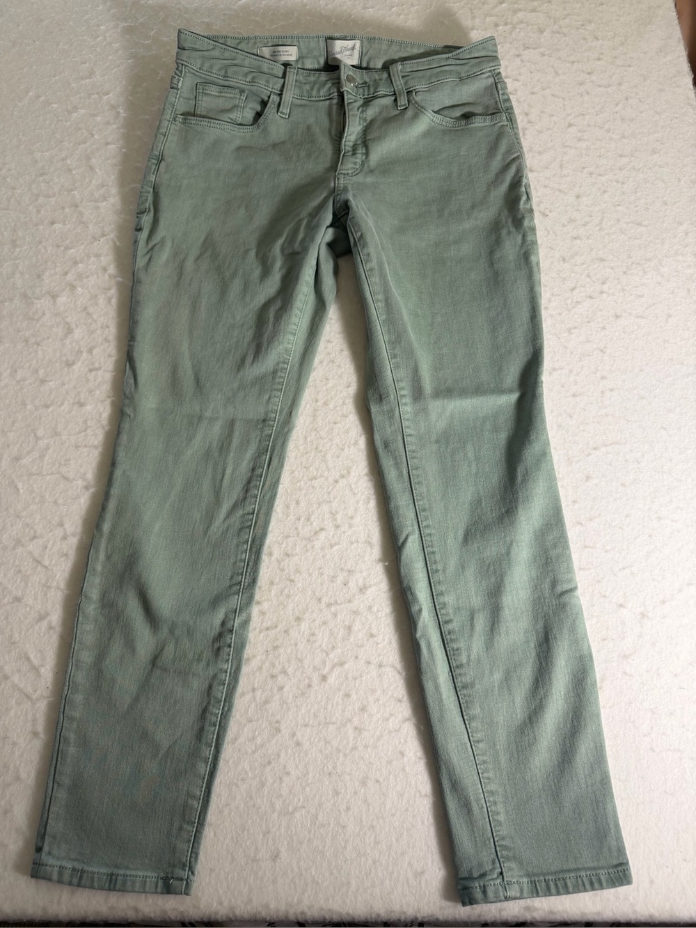Universal Thread Slim Skinny Pants in Sage Green
